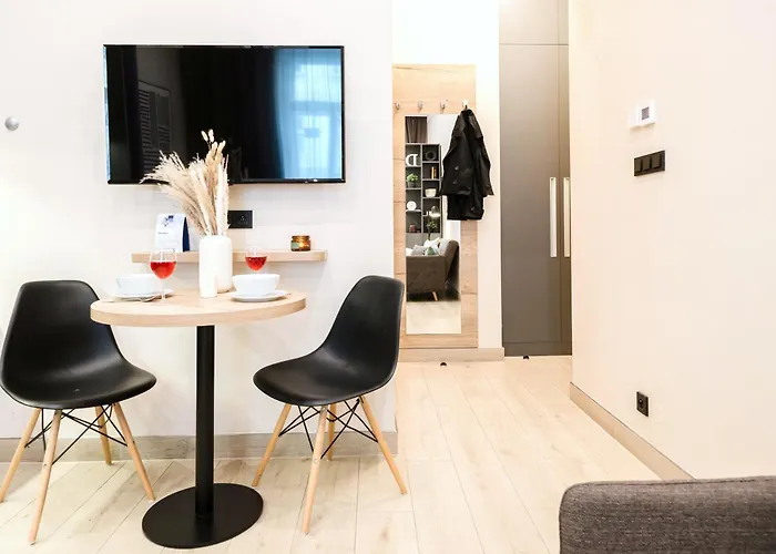 Days - Modern - 7 Min Wenceslas Square Apartament *